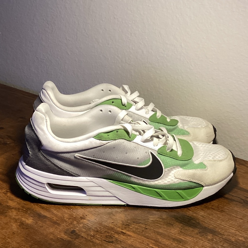 Nike Air Max Solo Size 15M | White/Chlorophyll/Smoke Grey/Black